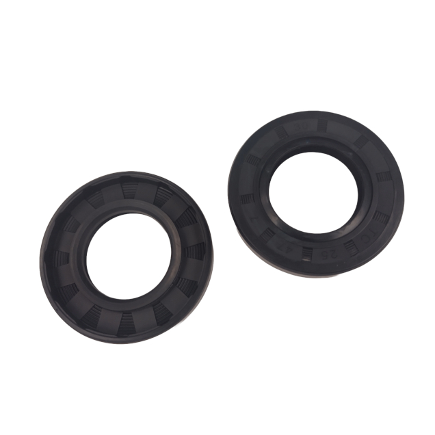 Order a A brand new pair of replacement seals for the Titan Pro range of rotavators including the TP500 and the TP700.